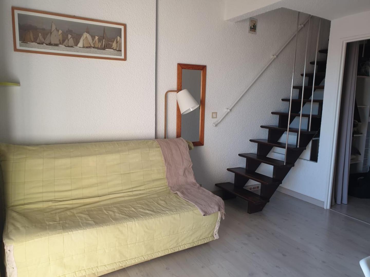 Appartement Climatise A 800M De La Plage Frejus Exterior photo